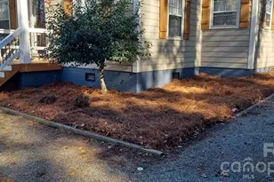 1514 Lisbon Ln, Charlotte, NC 28269 - Photo 8