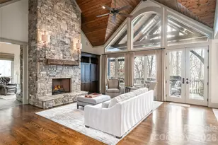 2 Cherokee Orchard Ct, Fairview, NC 28730 - Photo 6