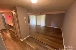 9409 Old Concord Rd, Charlotte, NC 28213 - Photo 4