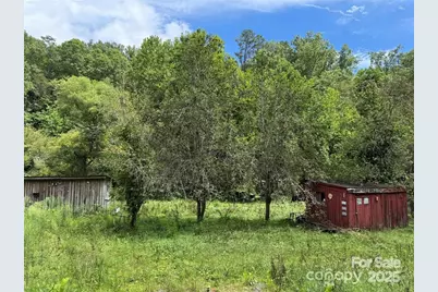 4938 Nc 90 Highway, Collettsville, NC 28611 - Photo 1