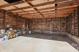 552 Hyde Park Dr NE, Concord, NC 28025 - Photo 34