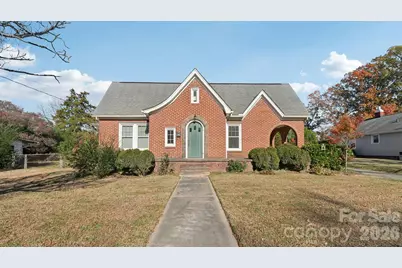 552 Hyde Park Drive NE, Concord, NC 28025 - Photo 2