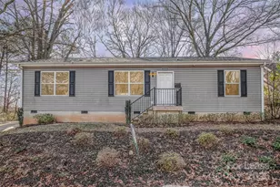 2321 Greenland Ave, Charlotte, NC 28208 - Photo 2