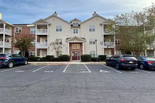 11242 Hyde Pointe Ct, Charlotte, NC 28262 - Photo 2