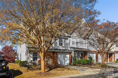 809 Rock Lake Glen, Fort Mill, SC 29715 - Photo 2