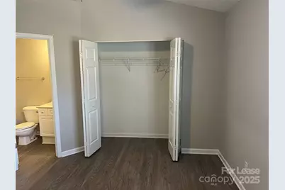 6075 Cougar Lane, Charlotte, NC 28269 - Photo 14