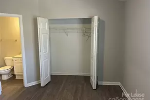 6075 Cougar Ln, Charlotte, NC 28269 - Photo 14