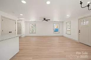 503 W 12th St, Newton, NC 28658 - Photo 4