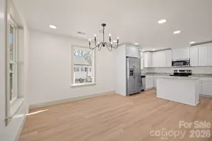 503 W 12th St, Newton, NC 28658 - Photo 8