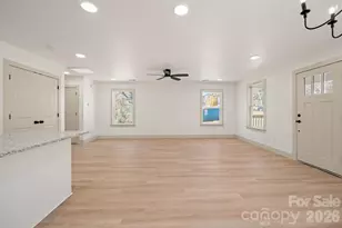 503 W 12th St, Newton, NC 28658 - Photo 4