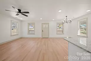 503 W 12th St, Newton, NC 28658 - Photo 14