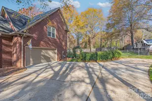 2117 Keegan Ct, Matthews, NC 28104 - Photo 32