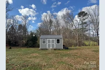 25 Highland Street, Weaverville, NC 28787 - Photo 4