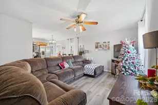 2743 Stockwood Dr, Gastonia, NC 28056 - Photo 2