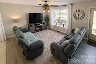 2743 Stockwood Dr, Gastonia, NC 28056 - Photo 2