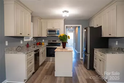 44585 Baldwin Road, New London, NC 28127 - Photo 10