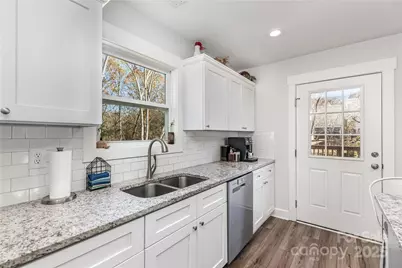 510 Fairbluff Avenue, Salisbury, NC 28146 - Photo 12