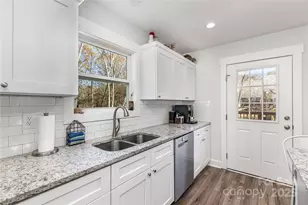 510 Fairbluff Ave, Salisbury, NC 28146 - Photo 12