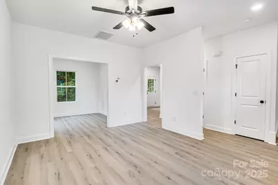 115 Arlene Avenue, Kannapolis, NC 28081 - Photo 2