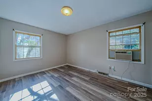 43 Lancelot Ln, Asheville, NC 28806 - Photo 20