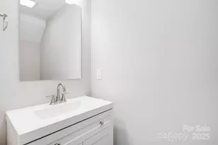 108 Lager Ln, Asheville, NC 28806 - Photo 4