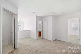2019 Aberglen Dr, Charlotte, NC 28262 - Photo 16