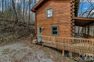 35 Creeds Cove Ln, Waynesville, NC 28785 - Photo 4