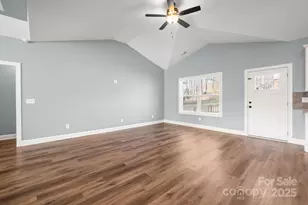 915 Brookwood Ct, Statesville, NC 28677 - Photo 10