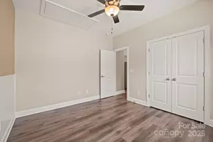 915 Brookwood Ct, Statesville, NC 28677 - Photo 20