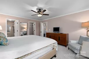 54 Lake Pointe Cir, Hendersonville, NC 28792 - Photo 10