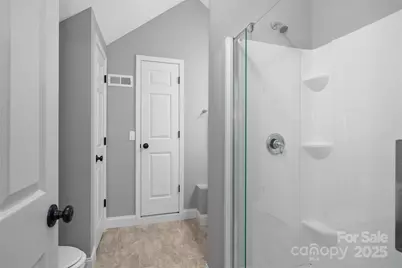 54 Lake Pointe Circle, Hendersonville, NC 28792 - Photo 18