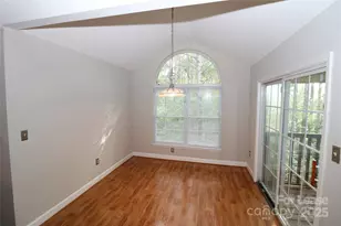 2558 Carya Pond Ln, Charlotte, NC 28212 - Photo 10