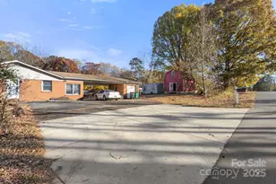 1801 Gemway Dr, Charlotte, NC 28216 - Photo 4