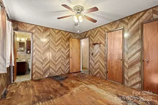 1801 Gemway Dr, Charlotte, NC 28216 - Photo 18