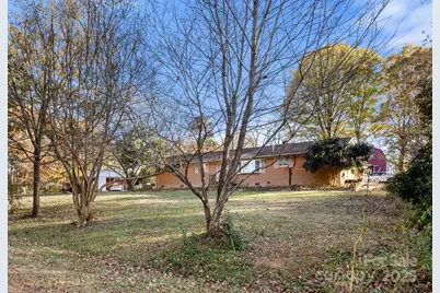 1801 Gemway Drive, Charlotte, NC 28216 - Photo 2