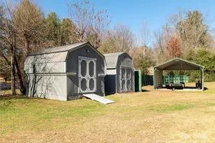 3021 Kanuga Rd, Hendersonville, NC 28739 - Photo 20