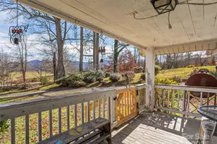 396 Will Hyatt Rd, Waynesville, NC 28786 - Photo 2