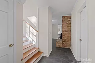 2111 Sagamore Rd, Charlotte, NC 28209 - Photo 30