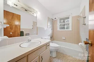 1922 30th St NE, Hickory, NC 28601 - Photo 18