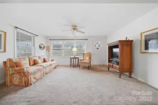 1922 30th St NE, Hickory, NC 28601 - Photo 4