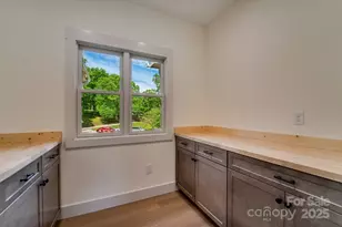 70 Knox Best St, Clyde, NC 28721 - Photo 16