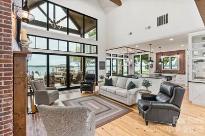 8250 Peninsula Lane, Sherrills Ford, NC 28673 - Photo 4