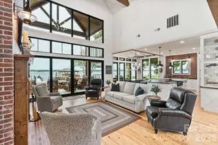 8250 Peninsula Ln, Sherrills Ford, NC 28673 - Photo 4