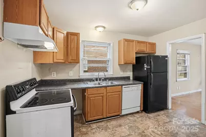 1801 Dallas Avenue, Charlotte, NC 28205 - Photo 6