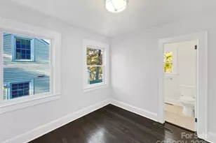 252 N Patterson St, Statesville, NC 28677 - Photo 12