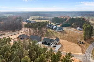 110 Taylors Gdn Wy, Statesville, NC 28625 - Photo 12