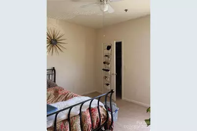 500 Vista Lake Drive #202, Candler, NC 28715 - Photo 4