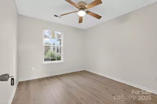 768 Cannonsburg Dr, Duncan, SC 29334 - Photo 4