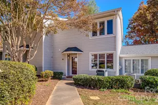 43 Hollybrook Dr, Asheville, NC 28803 - Photo 2