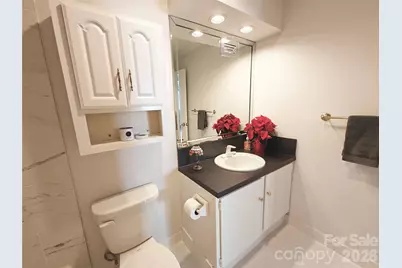 1323 Queens Road #321, Charlotte, NC 28207 - Photo 14